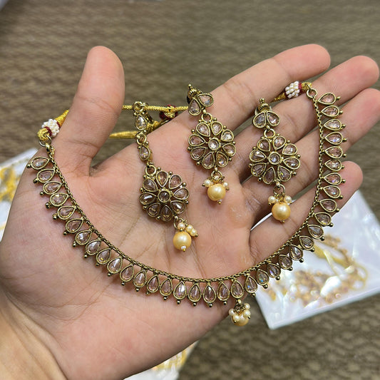 Royal Floral Kundan Pearl Necklace Set
