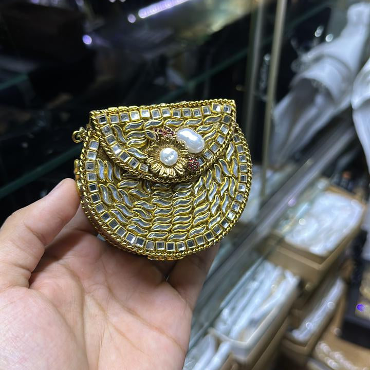 Kundan Jeweled Minaudière