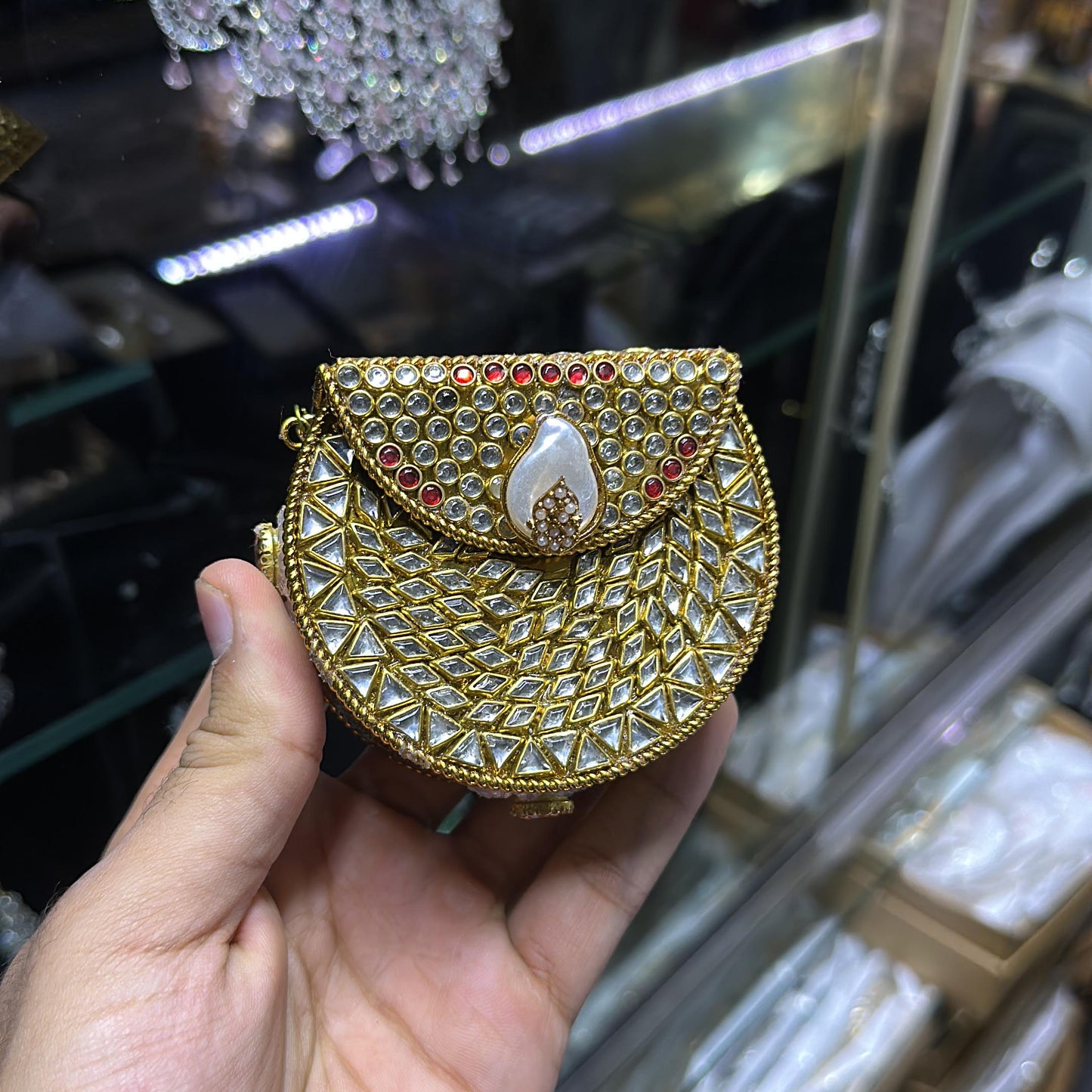Kundan Jeweled Minaudière