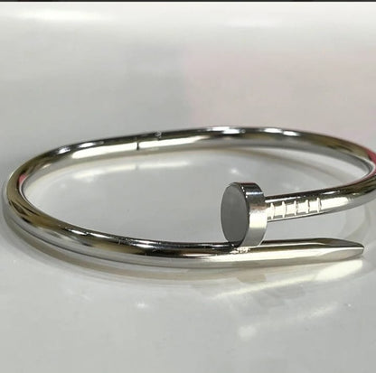 Nail It – Luxe Silver Cuff